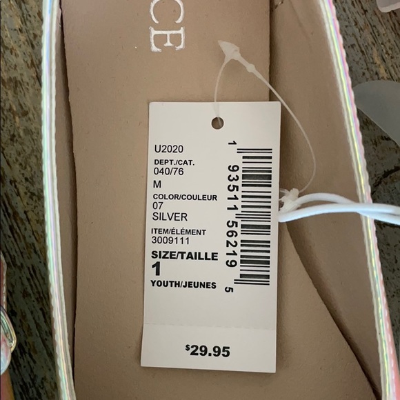 NWT The Children’s Place Girls Shoes - Picture 3 of 6